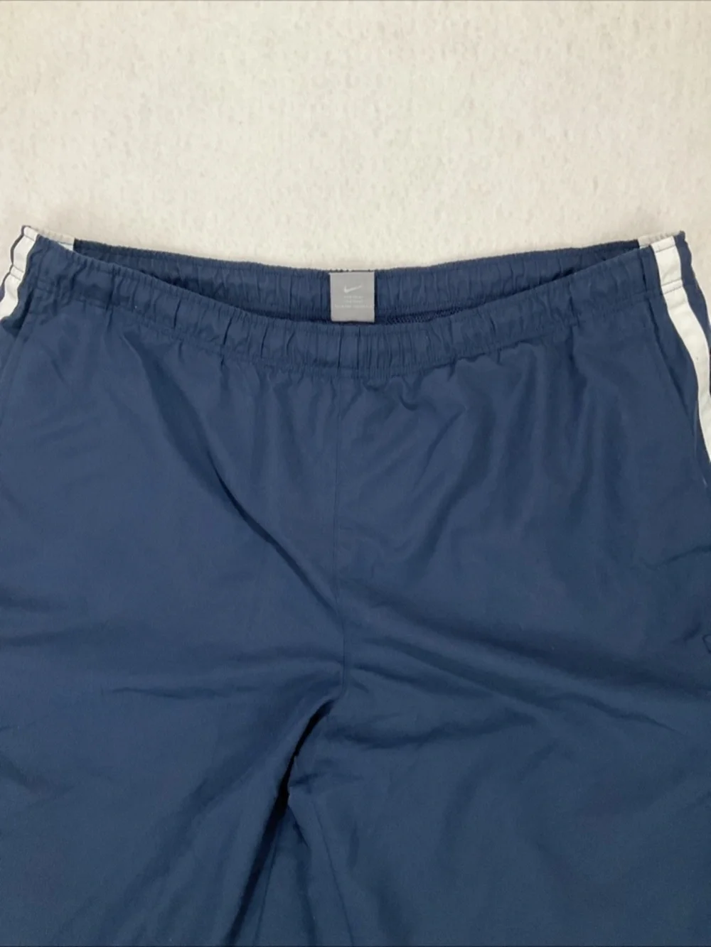 Nike Men’s Lined Shorts Navy with White Striping Pockets Size 2XL Y2K style